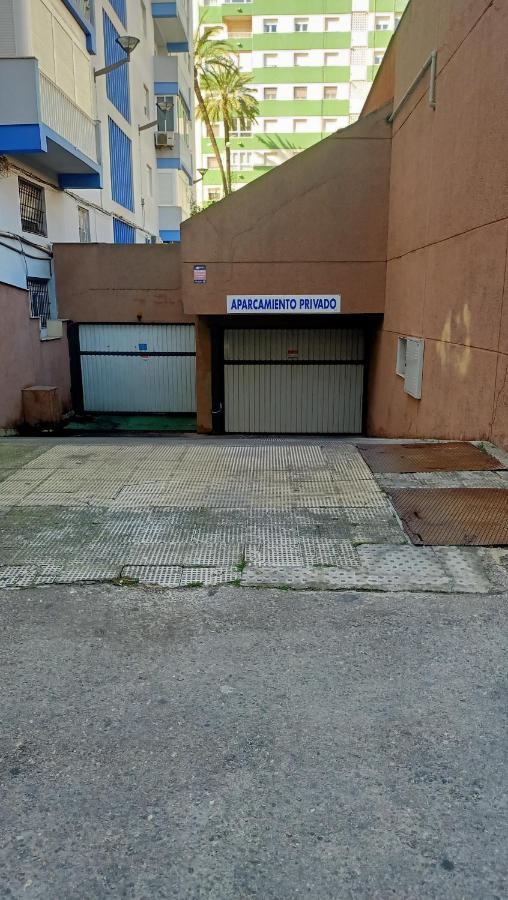Apartamento Posidonia Free Parking Кадис Экстерьер фото